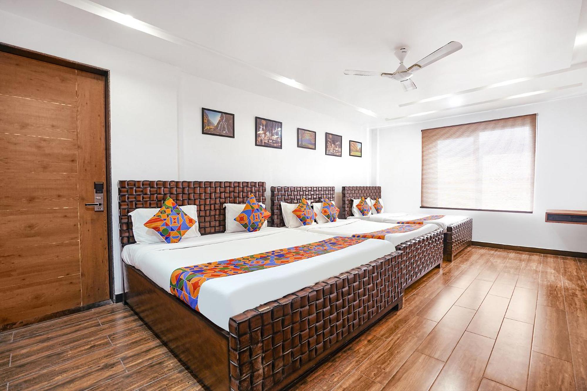 Fabhotel Villa De Benares Екстериор снимка