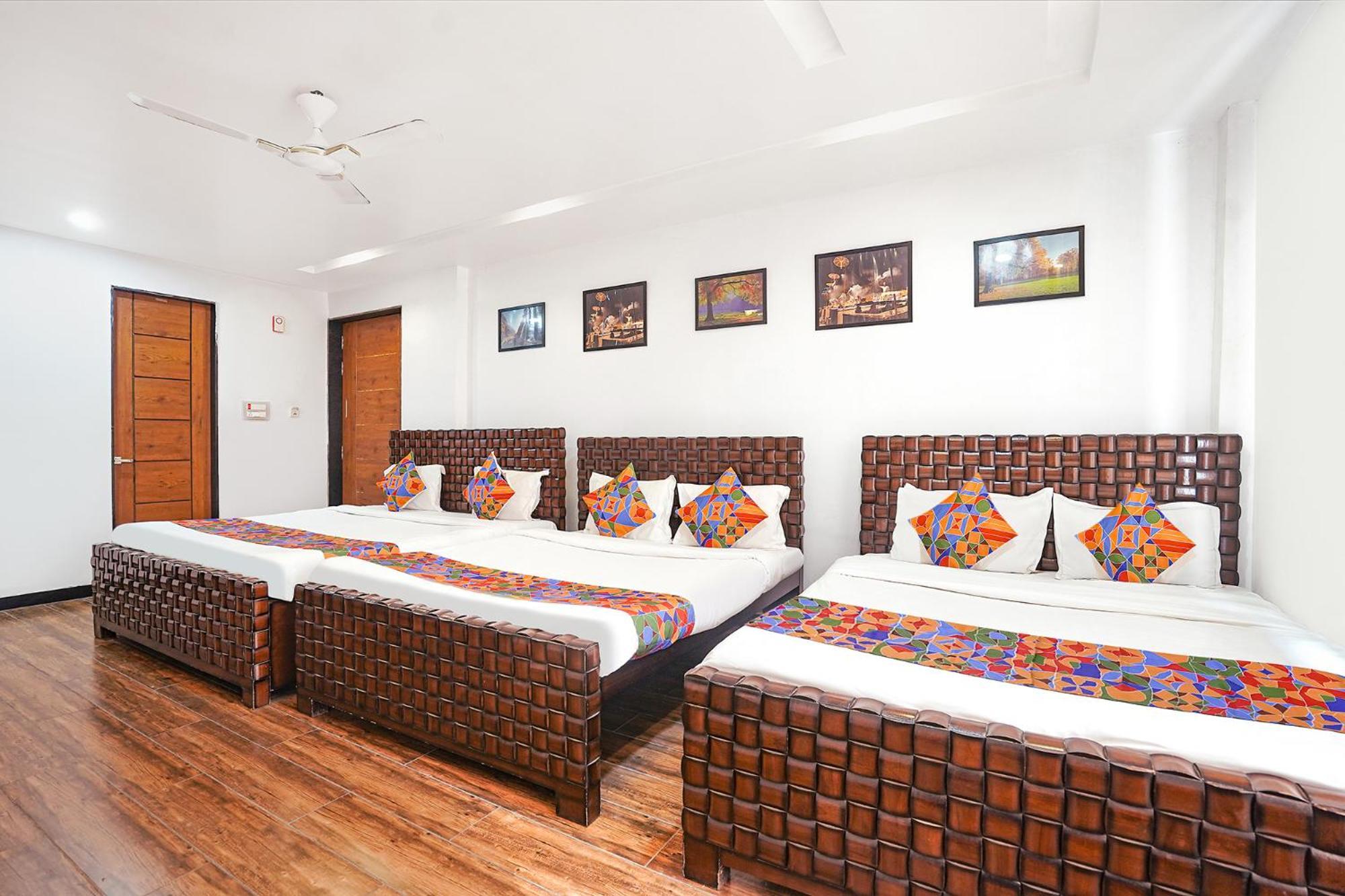 Fabhotel Villa De Benares Екстериор снимка